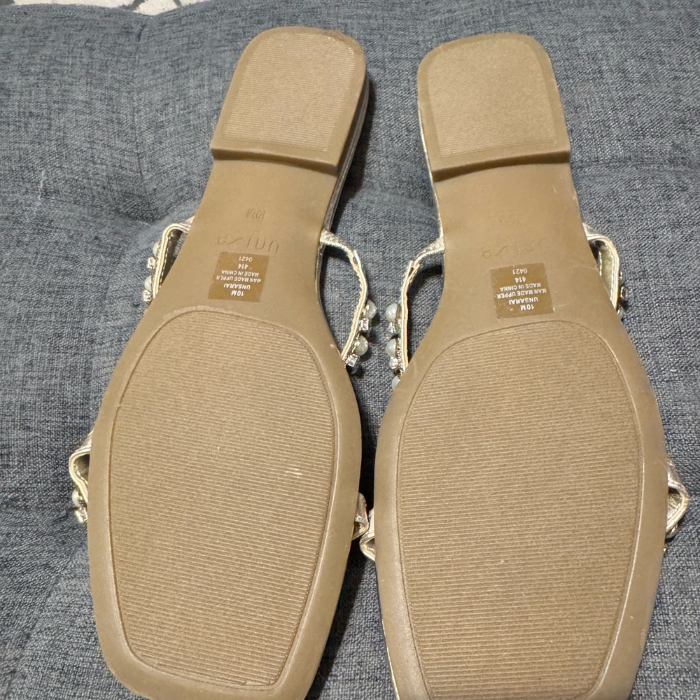 Unisa Gold Sandals with Pearl Accents - Picture 5 of 5